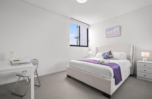 Wentworth Point Apartment | GREEN Skyline View2BR close to Easter Show