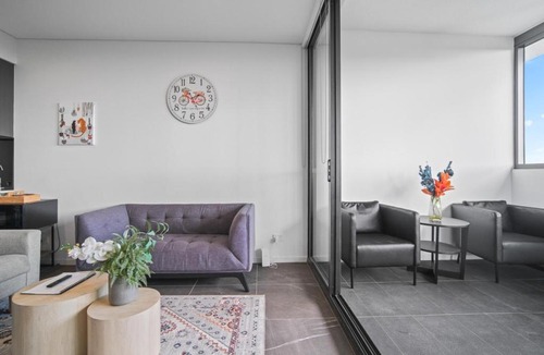 Wentworth Point Apartment | GREEN Skyline View2BR close to Easter Show
