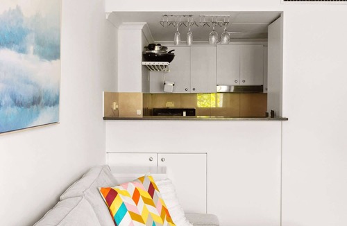 Woolloomooloo Apartment | Green Views & Great Location: Inner-City 1-Bed