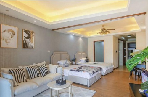 Huadu Hotel | Greenhouse Baiyun Airport Store
