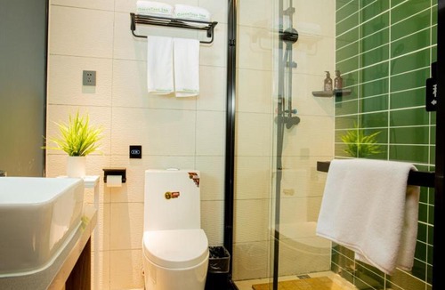 Yingzhou District Hotel | GreenTree Inn Express Hotel Fuyang Development Zone Oriental Pearl