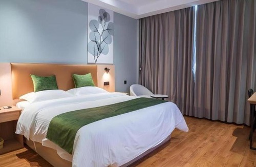 Fengqiao Liuzu Hotel | GreenTree Inn Express Suzhou Luzhi Ancient Town Scenic Area Xiaoshi Road