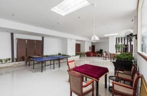 Fengqiao Liuzu Hotel | GreenTree Inn Express Suzhou Luzhi Ancient Town Scenic Area Xiaoshi Road