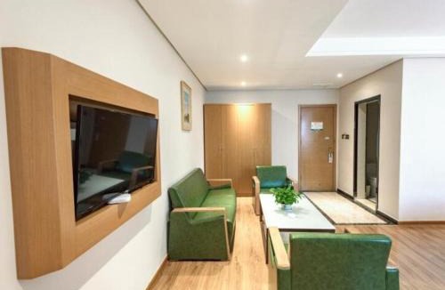 Hepu County Hotel | GreenTree Inn GuangXi HePu HuanzhuSouthRd.Transit Center Express Hotel
