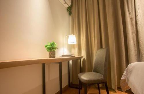 Long Hua Hotel | GreenTree Inn Haikou Haixiu Middle Road