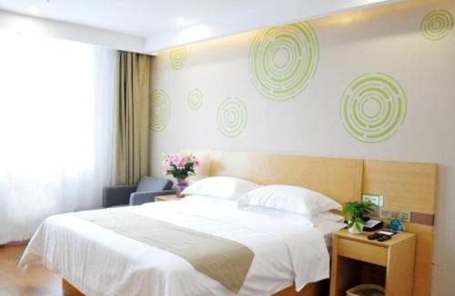 Mengzhou Hotel | GreenTree Inn Henan Jiaozuo Mengzhou Huifeng Road Express Hotel