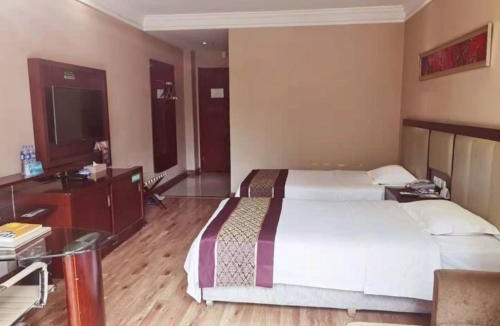 Hong'an County Hotel | GreenTree Inn Hubei Huanggang Hong An Wal-Mart Plaza Business Hotel