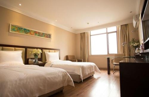 Hong'an County Hotel | GreenTree Inn Hubei Huanggang Hong An Wal-Mart Plaza Business Hotel