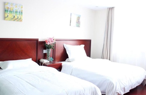 Yizheng Hotel | GreenTree Inn Jiangsu Yangzhou Yizheng East Zhenzhou Road Express Hotel