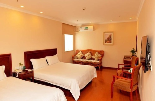 Zhapu Hotel | GreenTree Inn Jiaxing Pinghu Zhapu Jiulong Mountain Express Hotel