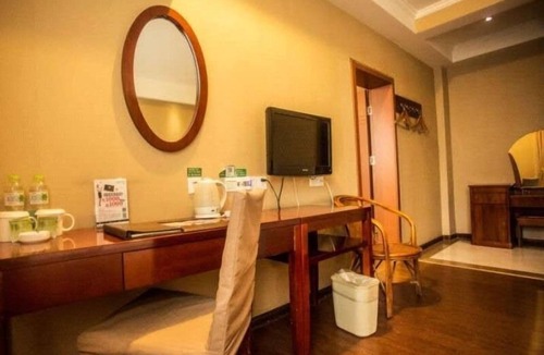 Yuhuazhen Hotel | Greentree Inn Nanjing China Gate Subway Station Express