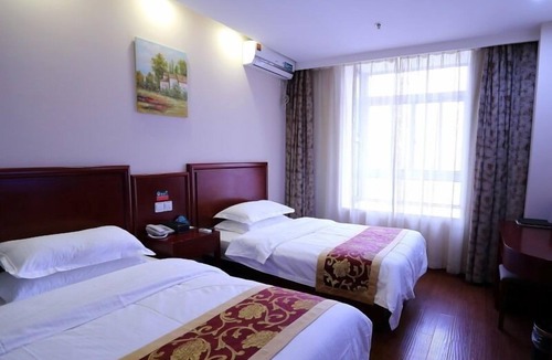 Jiading Hotel | Greentree Inn Newtown Malu Subway Station Business