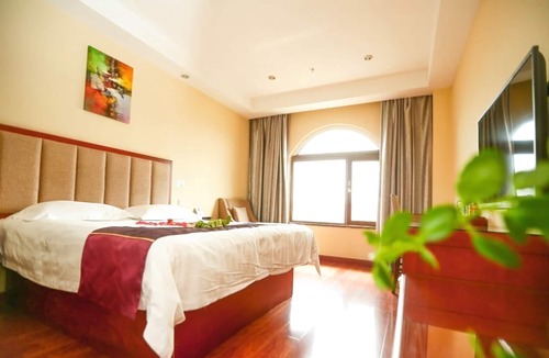 Xuejiadao Hotel | GreenTree Inn Qingdao Wuyishan Road JUSCO Shopping Mall Hotel