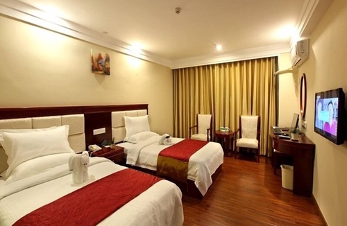 Jiyang Hotel | GreenTree Inn SanYa Jiyang Dist YaLongWan YingBin Ave Hotel
