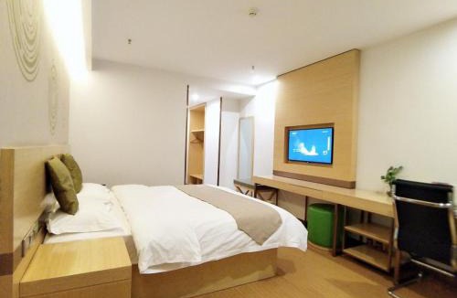Baoji Hotel | GreenTree Inn Shanxi Baoji Fengxiang Donghu Business Hotel