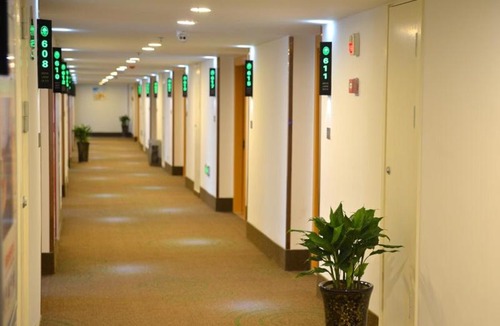 Changshu Hotel | GreenTree Inn Suzhou Changshu Huanghe Road Linli Centre Express Hotel