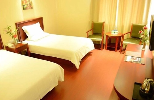 Kunshan Hotel | GreenTree Inn Suzhou Kunshan PL Xinxing Rd Express hotel