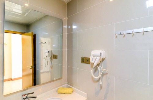 Jiujiang District Hotel | GreenTree Inn Wuhu Fangte Four Phase Wanchun Fortune Plaza Hotel