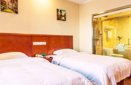 Tianzhuangxiang Hotel | GreenTree Inn Wuxi Jiangyin Huashi Avenue Huaxi Village Hotel