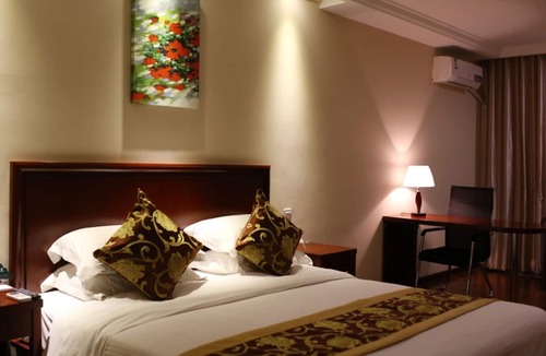 Donghecun Hotel | GreenTree Inn Xuzhou High Speed Railway Zhanqian Square Hotel