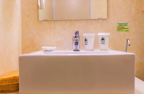 Donghecun Hotel | GreenTree Inn Xuzhou High Speed Railway Zhanqian Square Hotel