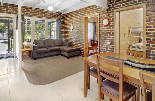 Mansfield Apartment | Greenvale Holiday Units