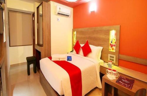 Varanasi Hotel | GRG Ashiyana Palace Parade Kothi Road Varanasi