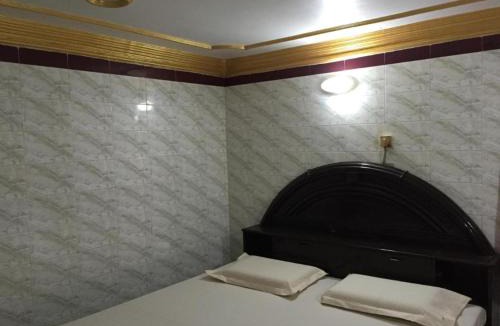 Varanasi Hotel | GRG Shanti Guest House Varanasi