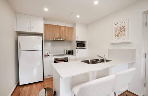 Wright Apartment | Ground Level 1-Bed: Courtyard & Alfresco Dining