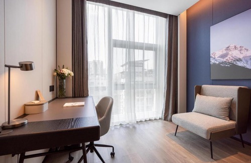 Haizhu Hotel | Guangzhou Haizhu Taigu Cang wharf Atour Hotel