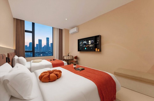Baiyun Hotel | Guangzhou Hiram International Hotel - Free shuttle bus to Guangda Trade City and Xiaobei Market