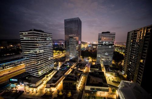 Guangzhou Science City Apartment | Guangzhou Laiste International ApartHotel Science City Greenland Central Plaza Shenzhou Road Metro Exit A Branch