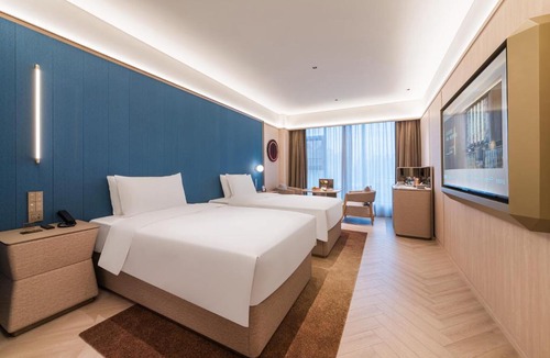 Huangpu Hotel | Guangzhou Olympic Sports Centre Financial City Crystal Orange Hotel