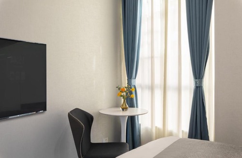 Haizhu Hotel | Guangzhou Oulan International Hotel-Near Canton Fair And Canton Tower And Free Night Snack Provided