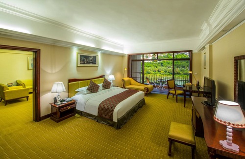 Zengcheng Hotel | Guangzhou Phoenix City Hotel