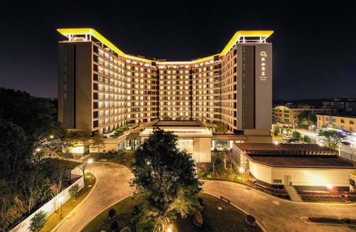 Huadu Hotel | Guangzhou Qiling LN DF Hotel