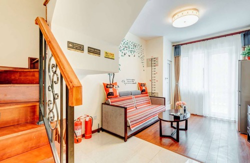 Gubei Water Town Apartment | Gubei Water Town Vacation Loft