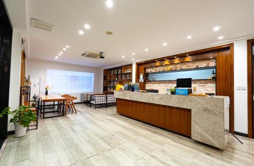 Tonglu County House | GuCHI Luxury Mountain B&B