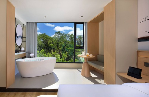 Xiufeng Bed & Breakfast | GuiLin Lijiang Wangyue Hotel