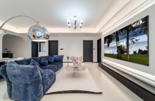 Yunyan District Apartment | Guiyng Aixin International Apartment Future Ark Store