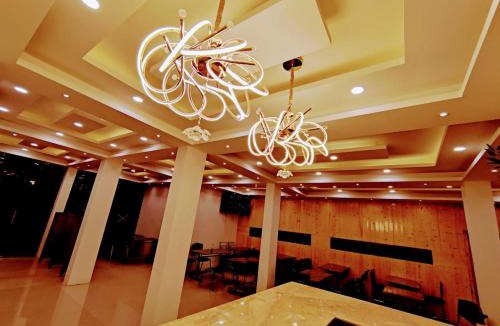 Srinagar Hotel | Gulshan Palace By Seven Hills Srinagar By Him Haults Hospitality