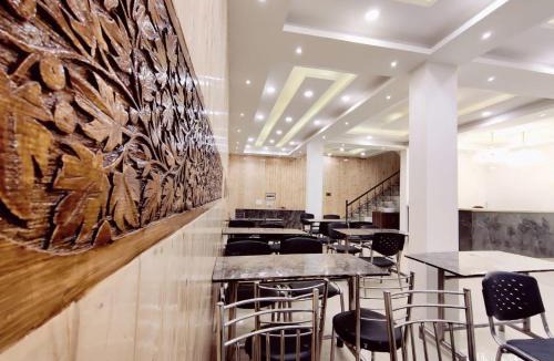 Srinagar Hotel | Gulshan Palace By Seven Hills Srinagar By Him Haults Hospitality