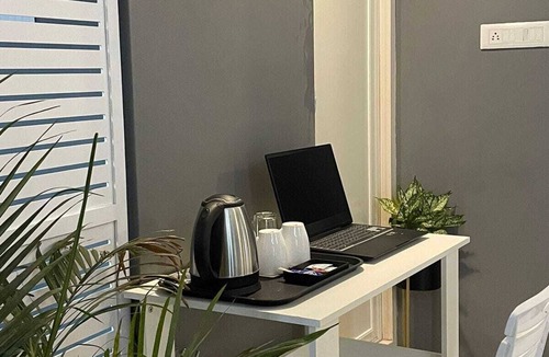 Hatigaon Apartment | H06 Homestay
