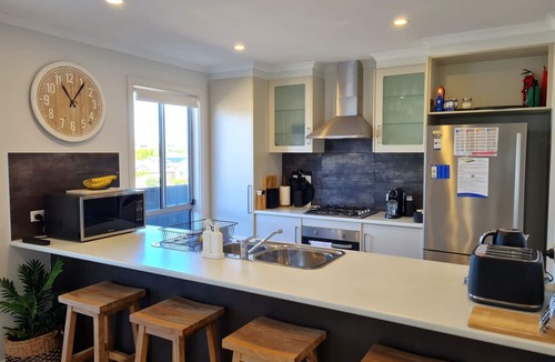 Moonta Bay Hotel | Hamilton House, Moonta Bay