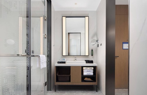 Liaobu Hotel | Hampton by Hilton Dongguan Liaobu Songshan Lake Avenue
