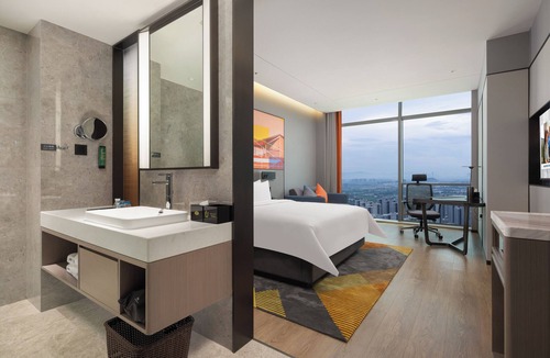 Yuhang District Hotel | Hampton by Hilton Hangzhou Liangzhu