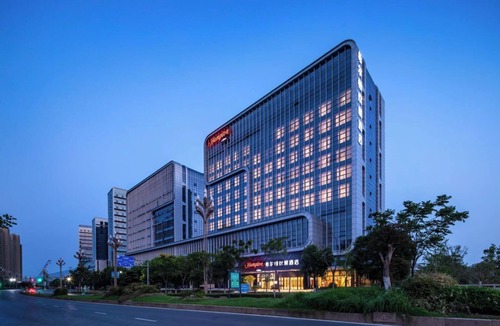 Deqing County Hotel | Hampton by Hilton Huzhou Deqing