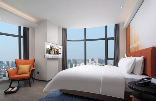 Jinjiang Hotel | Hampton by Hilton Jinjiang Airport