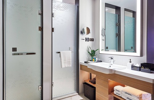 Qingyunpu Hotel | Hampton by Hilton Nanchang Honggutan