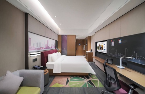 Longhua District Hotel | Hampton by Hilton Shenzhen Longhua Qinghu